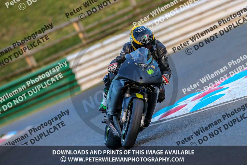 PJM Wedding Photography;enduro digital images;event digital images;eventdigitalimages;mallory park;mallory park photographs;mallory park trackday;mallory park trackday photographs;no limits trackdays;peter wileman photography;racing digital images;trackday digital images;trackday photos